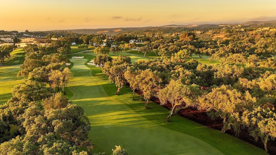 /content/dam/images/golfdigest/fullset/course-photos-for-places-to-play/Valderrama bird eye view sunset .jpg